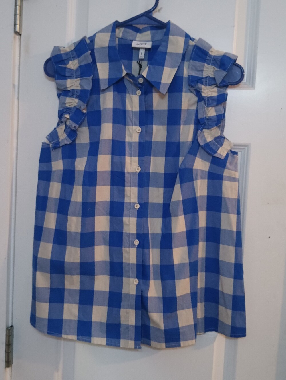Sleeveless Ruffle-Shoulder Button Front Blouse in Blue & White Gingham